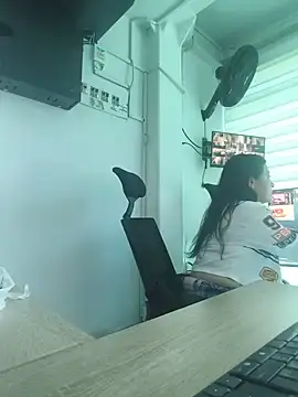 Scarlet Passion online show from 23, 5, 2026