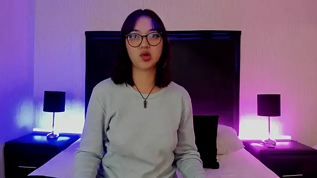 LilithBluum online show from 4, 4, 2026