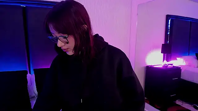 LilithBluum online show from 10, 4, 2026