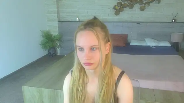 IceBlueBabe online show from 11, 6, 2026