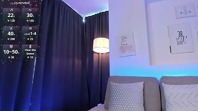 Snapshot of Zoey_monroe chatting on 31, 7, 2026 Zoey monroe online show from 31, 7, 2026