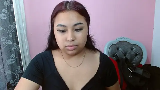 candymorena69 online show from 14, 4, 2026