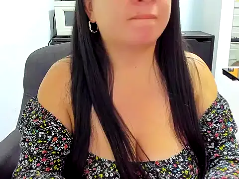 Snapshot of milla_moon1 chatting on 29, 7, 2026 milla moon1 online show from 29, 7, 2026