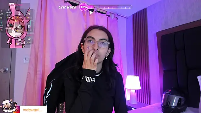 Molly A online show from 28, 5, 2026