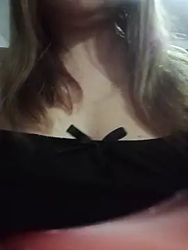 jennyyhottt online show from 8, 7, 2026