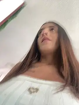 Snapshot of Electra_Pinkk chatting on 9, 6, 2026 Electra Pinkk online show from 9, 6, 2026