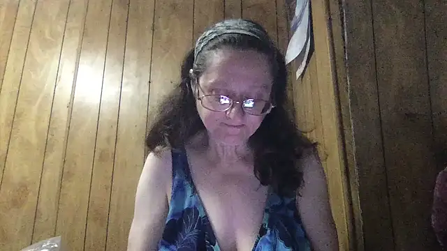 Snapshot of milfmichelle69 chatting on 23, 7, 2026 milfmichelle69 online show from 23, 7, 2026