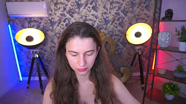 Snapshot of LittleJulii chatting on 1, 7, 2026 LittleJulii online show from 1, 7, 2026