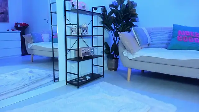 ArianaXO  online show from 16, 5, 2026