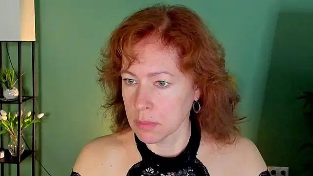 Snapshot of LeticiaRomano chatting on 28, 6, 2026 LeticiaRomano online show from 28, 6, 2026
