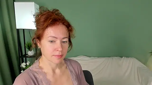 Snapshot of LeticiaRomano chatting on 10, 7, 2026 LeticiaRomano online show from 10, 7, 2026