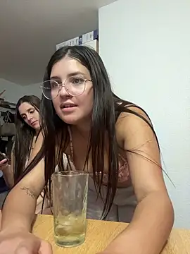 AitanaRosee online show from 16, 5, 2026