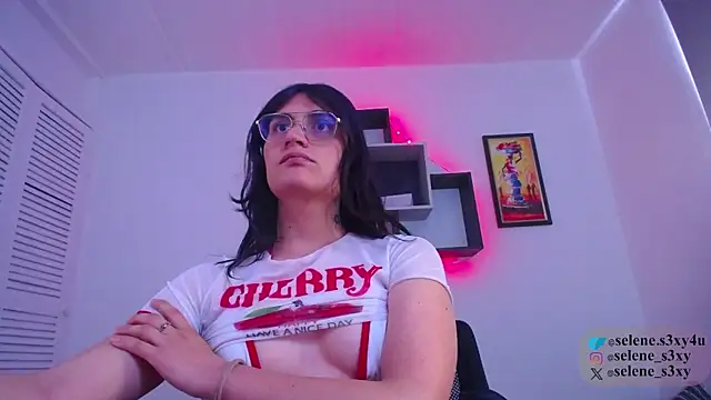 selene cutie online show from 8, 4, 2026