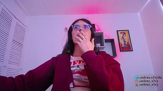 selene cutie online show from 10, 4, 2026