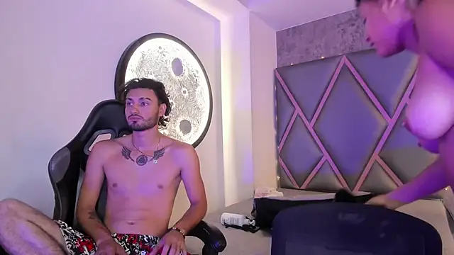 Wolf Kitty online show from 1, 4, 2026