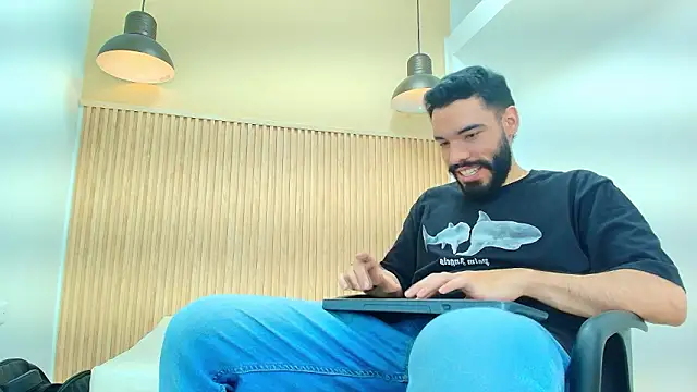 JEAN LEWIS2 online show from 14, 3, 2026