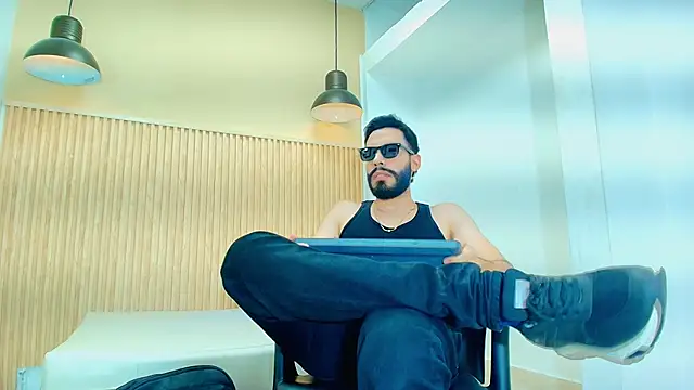 JEAN LEWIS2 online show from 19, 3, 2026