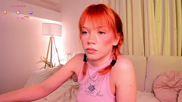 lisa sunny  online show from 24, 3, 2026