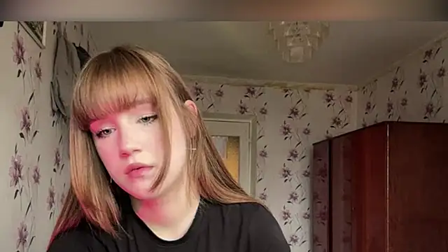 AnnaWasp online show from 9, 4, 2026