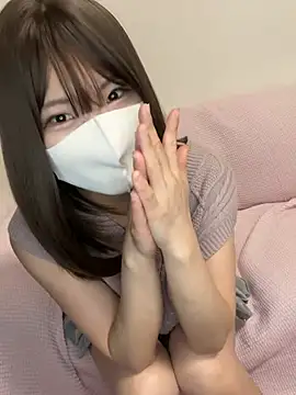 Snapshot of ichigonoiichan chatting on 18, 5, 2026 ichigonoiichan online show from 18, 5, 2026