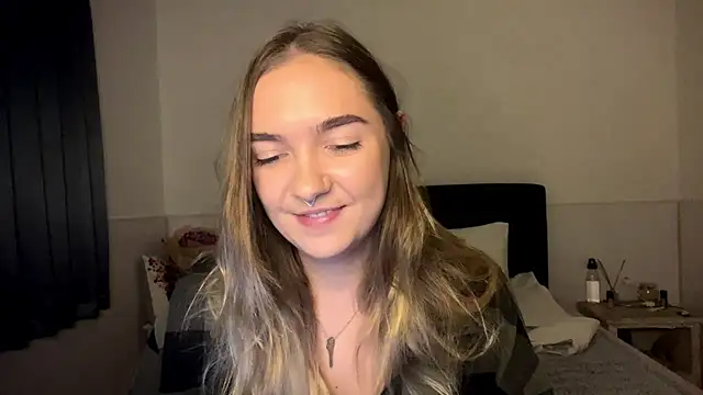Snapshot of RoxyWet chatting on 26, 7, 2026 RoxyWet online show from 26, 7, 2026