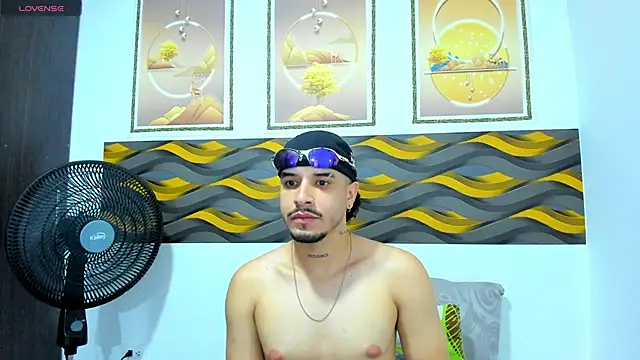 Leon Hotx online show from 1, 6, 2026