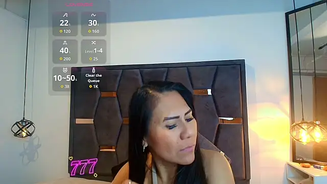 Keyla Brunette  online show from 18, 5, 2026