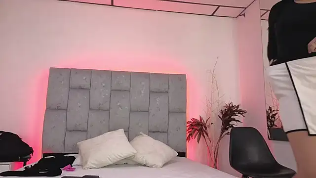 LexyJohnnes  online show from 29, 4, 2026