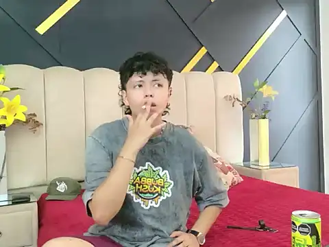 NikiEvanz online show from 30, 4, 2026