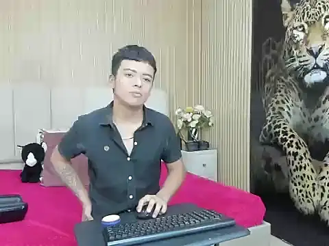 Snapshot of ThiagoGonzalez_ chatting on 13, 3, 2026 ThiagoGonzalez online show from 13, 3, 2026