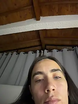 Snapshot of Evacrox chatting on 14, 6, 2026 Evacrox online show from 14, 6, 2026