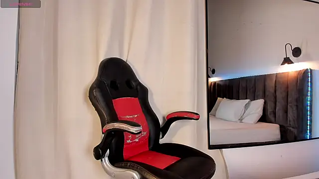 selena  smith1 online show from 15, 3, 2026