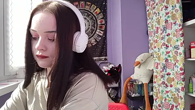 OneMomentPunch online show from 14, 3, 2026