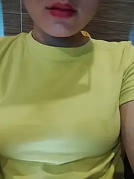 Snapshot of candy_flo chatting on 13, 5, 2026 candy flo online show from 13, 5, 2026