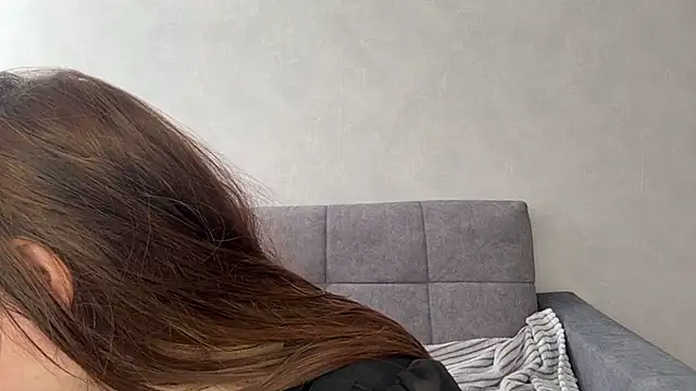 Ellaizatelly online show from 22, 4, 2026