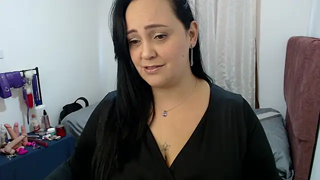Snapshot of Veroniicabbw_ chatting on 6, 7, 2026 Veroniicabbw online show from 6, 7, 2026