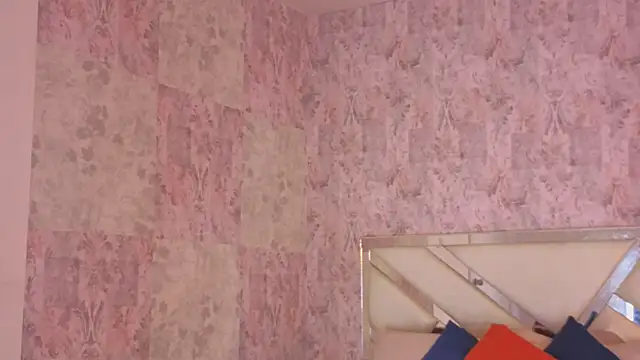 april summer  online show from 1, 4, 2026