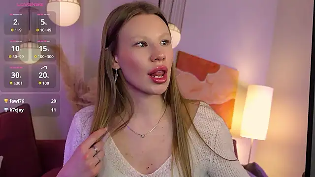 Snapshot of MayMalone chatting on 13, 3, 2026 MayMalone online show from 13, 3, 2026