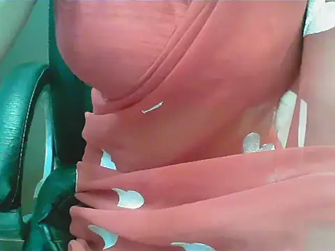 Snapshot of ragini_bby chatting on 12, 7, 2026 ragini bby online show from 12, 7, 2026