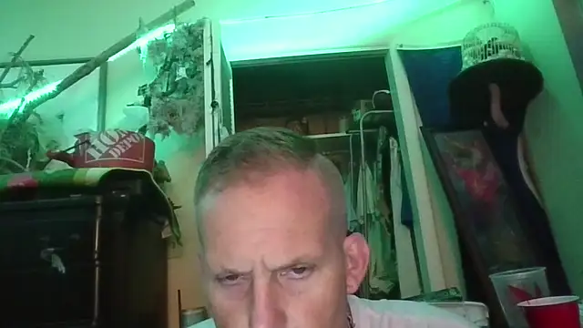 strokingjoe14585 online show from 13, 6, 2026