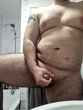 Snapshot of bigmillz32 chatting on 31, 3, 2026 bigmillz32 online show from 31, 3, 2026