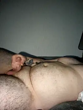 Snapshot of bigmillz32 chatting on 5, 4, 2026 bigmillz32 online show from 5, 4, 2026