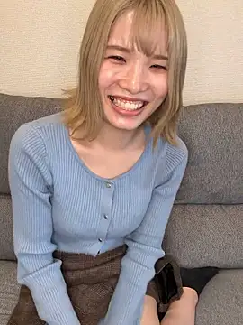 Snapshot of una2001 chatting on 16, 4, 2026 una2001 online show from 16, 4, 2026