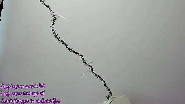 Snapshot of RileyNymph chatting on 14, 5, 2026 RileyNymph online show from 14, 5, 2026