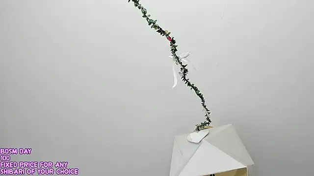 Snapshot of RileyNymph chatting on 24, 5, 2026 RileyNymph online show from 24, 5, 2026