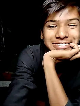Snapshot of pandey_ji_ka_beta_hu chatting on 14, 4, 2026 pandey ji ka beta hu online show from 14, 4, 2026