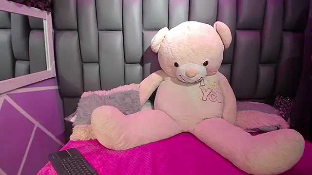 charlotte ny online show from 16, 3, 2026