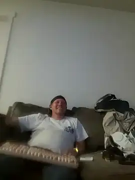 Snapshot of yourMasterisBored chatting on 24, 5, 2026 yourMasterisBored online show from 24, 5, 2026