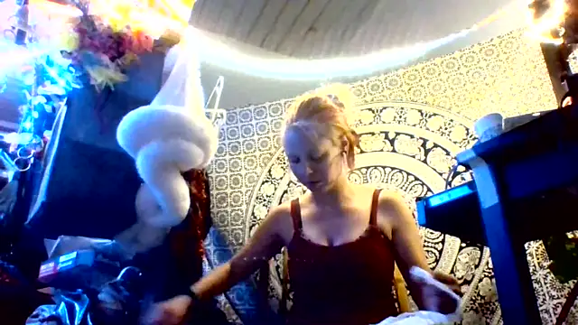 Ambionce online show from 20, 5, 2026