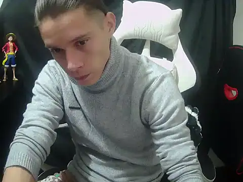 Snapshot of crixus11111 chatting on 13, 5, 2026 crixus11111 online show from 13, 5, 2026
